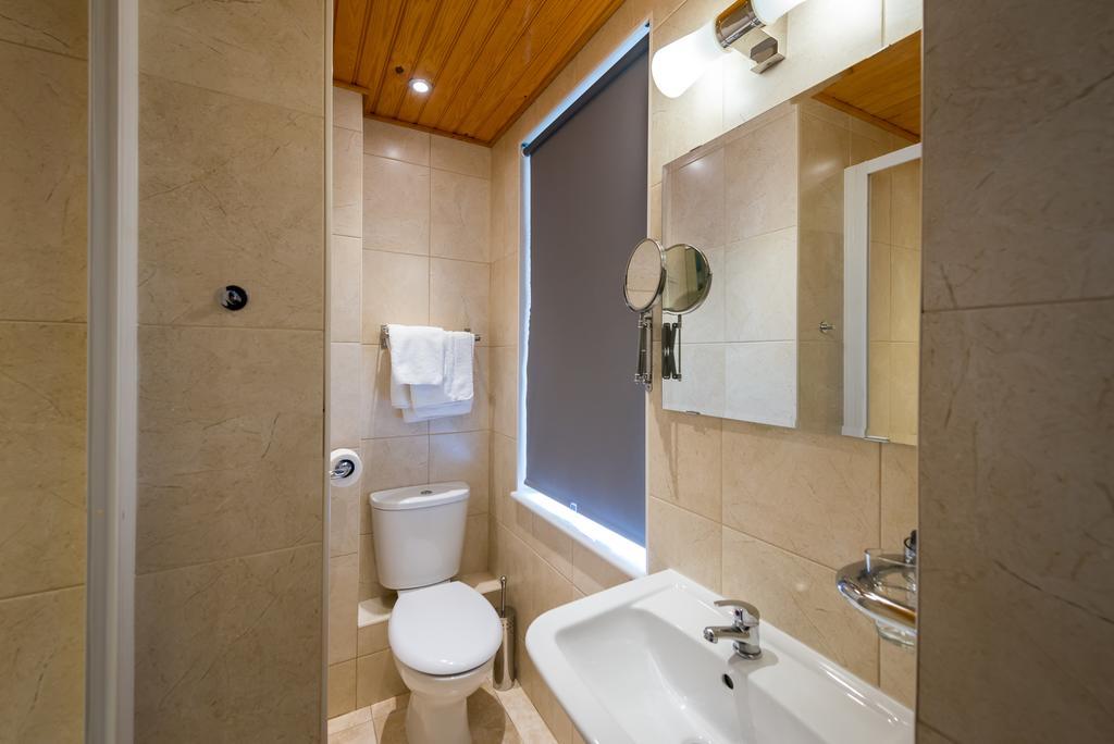 Adria Hotel Лондон Экстерьер фото