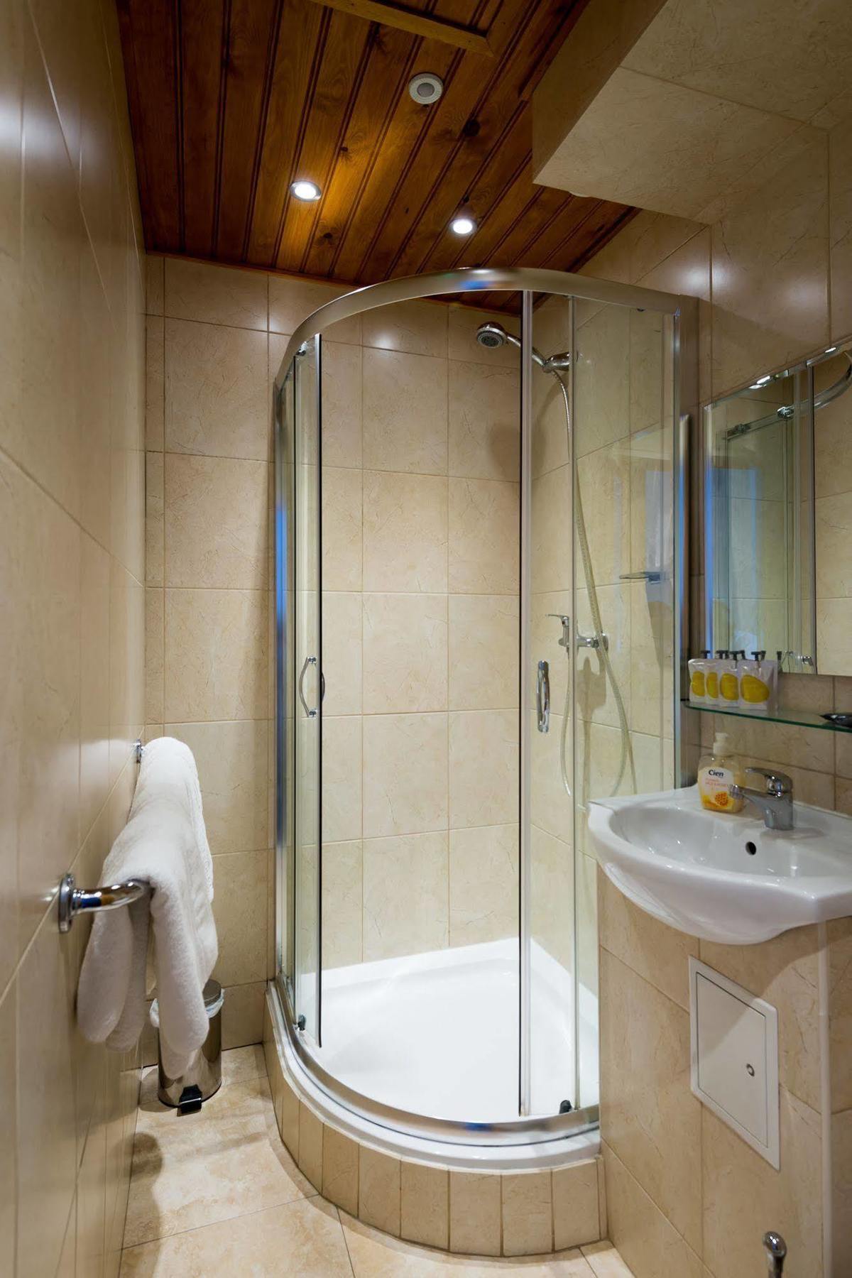 Adria Hotel Лондон Экстерьер фото